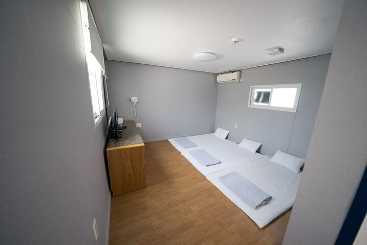 Room 19 of 62