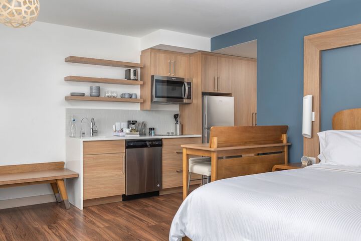 Private kitchenette
