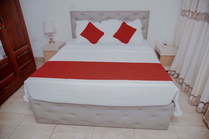 Room 3 of 46