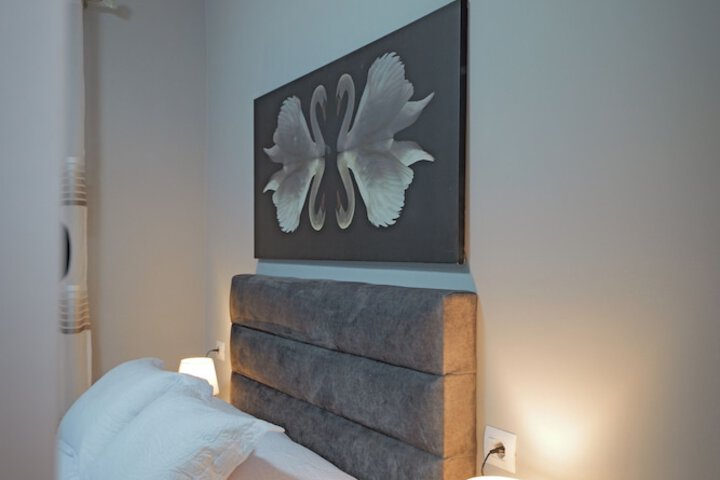 Room 15 of 87