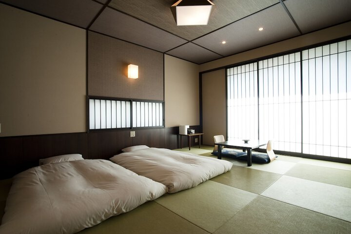 Room 8 of 51