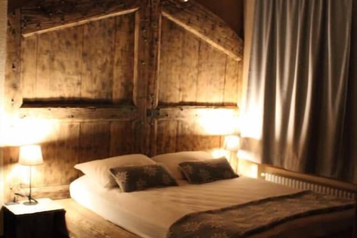 Room 3 of 29