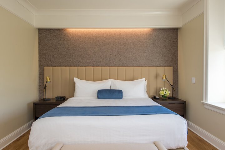 Room 3 of 46
