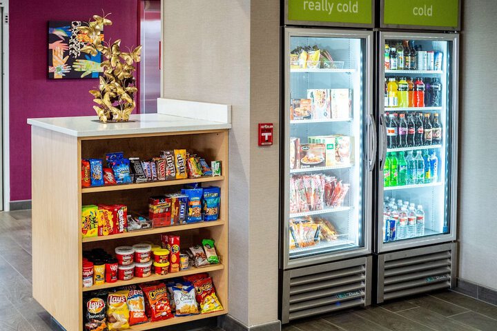 Snack bar