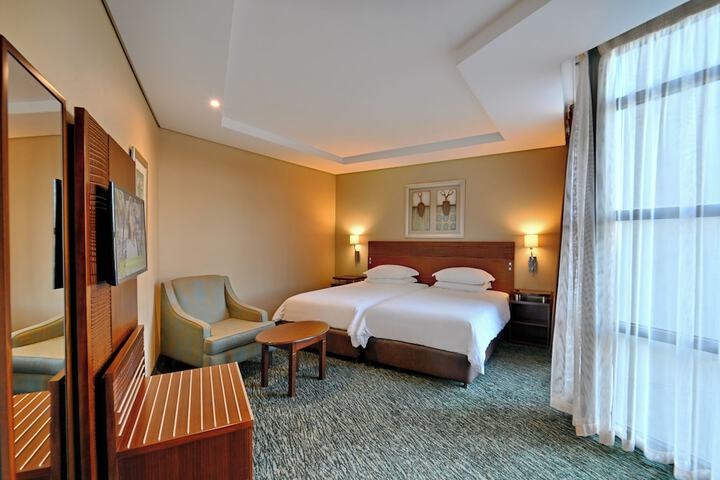 Room 3 of 30