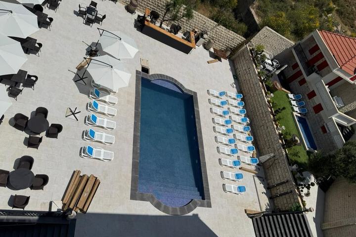 Pool 34 of 45