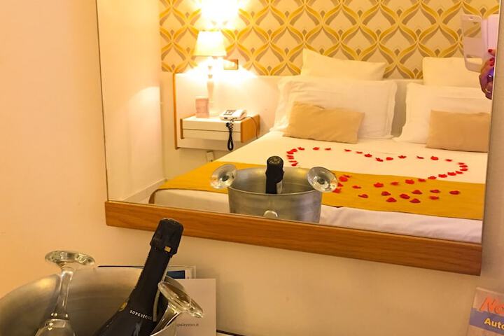 Room 47 of 61