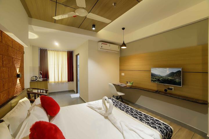 Room 17 of 53