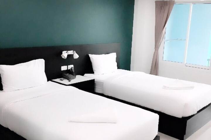Room 3 of 17