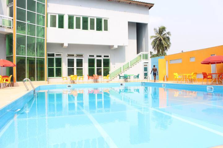 Pool 29 of 42