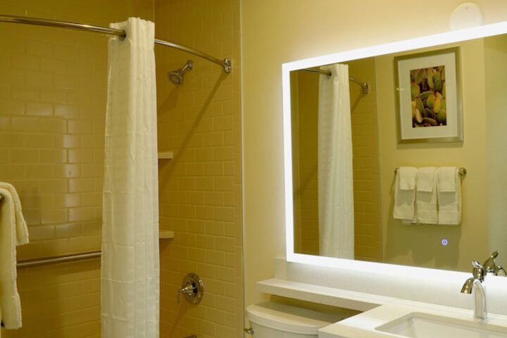 1 King Bed Studio Suite (5 of 18)