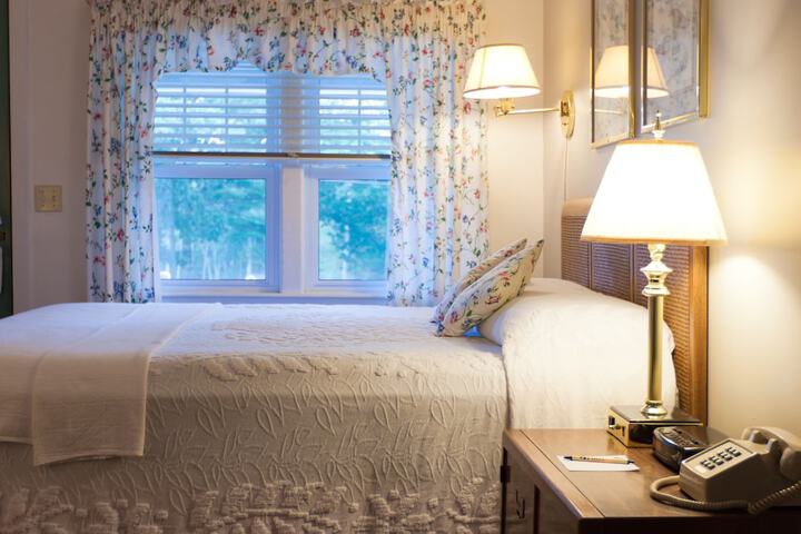 Room 17 of 120