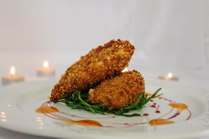 Dining 39 of 73