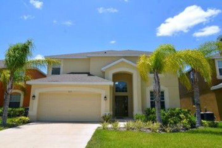 Exterior of 723OCB