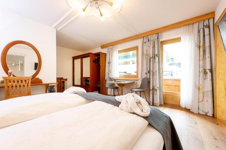 General 77 of 100
