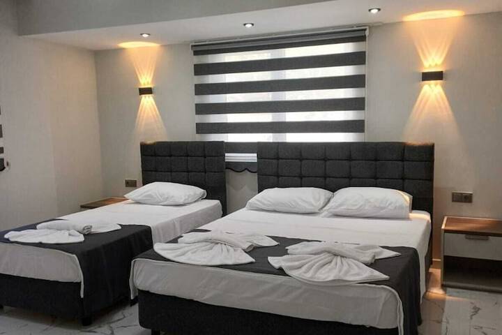 Room 4 of 35