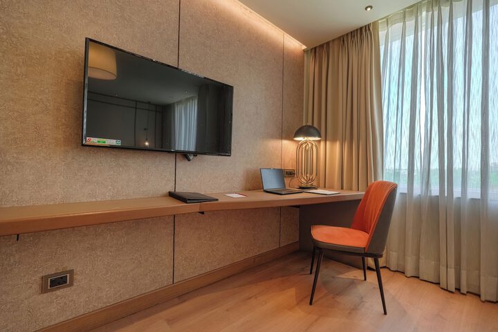 Room 16 of 55