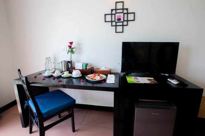 Room 28 of 68