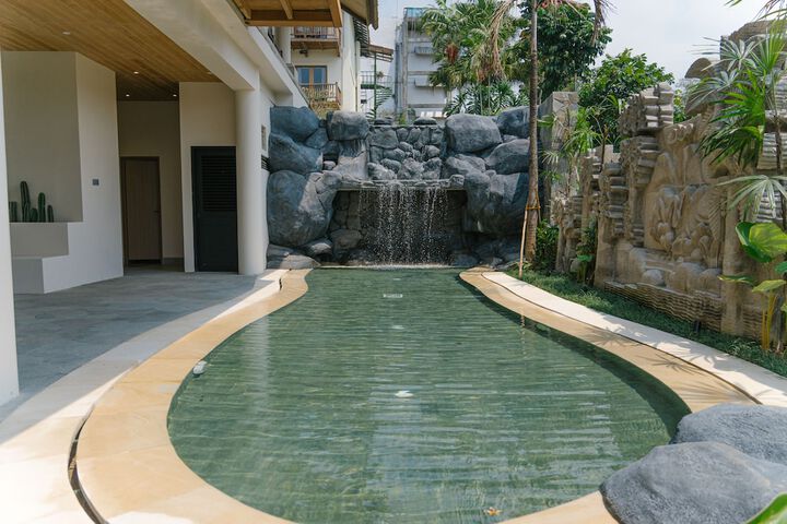 Pool 58 of 122