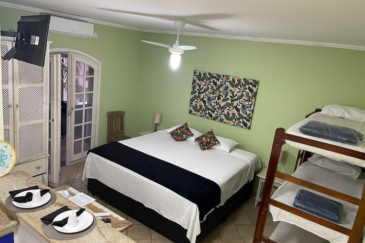 Room 25 of 63