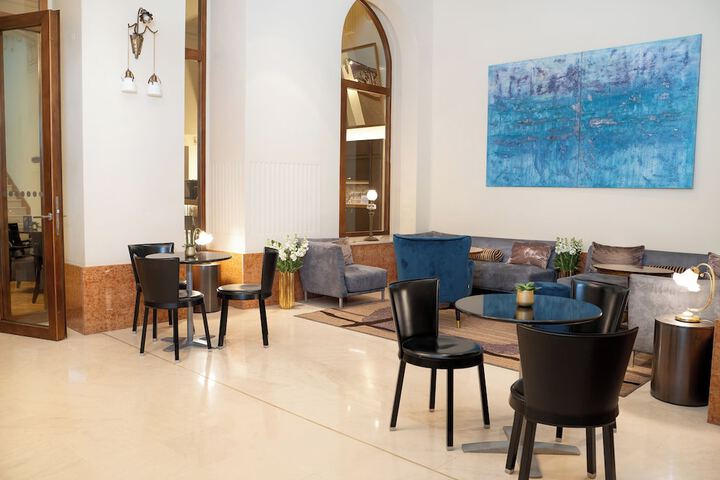 Hotel Lobby