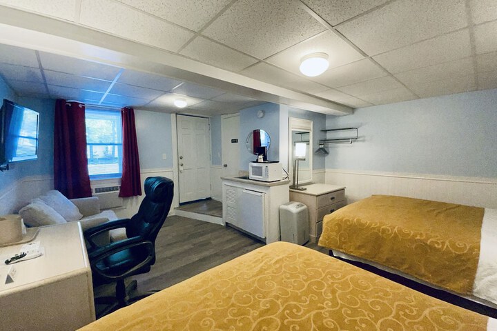 Room 11 of 60
