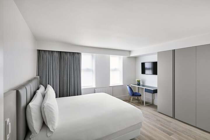 Room 114 of 250