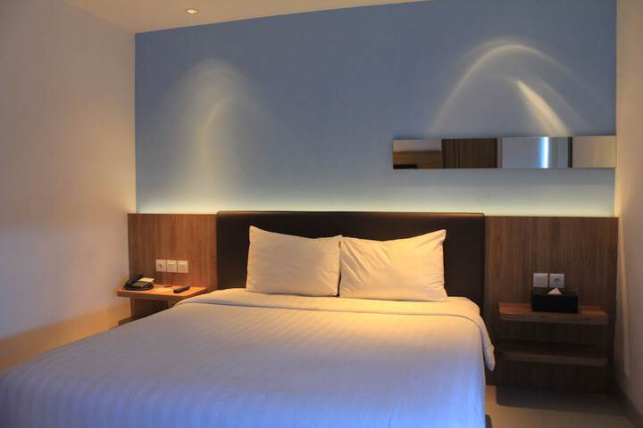 Room 17 of 53