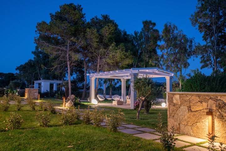 Terrace/Patio 9 of 38