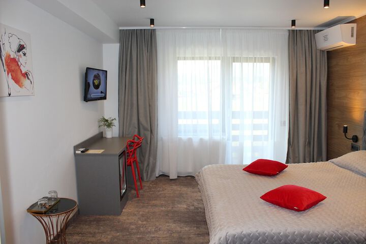 Room 8 of 46