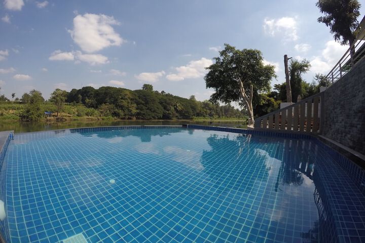 Pool 24 of 56