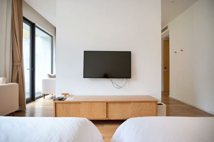 Room 13 of 218