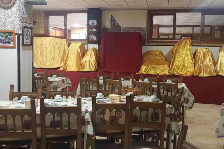 Dining Photos