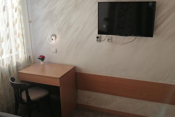 Room 21 of 96
