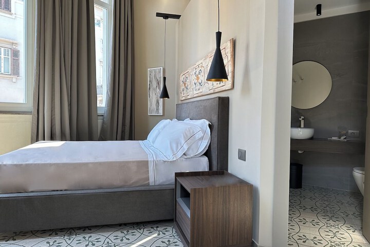 Room 34 of 85