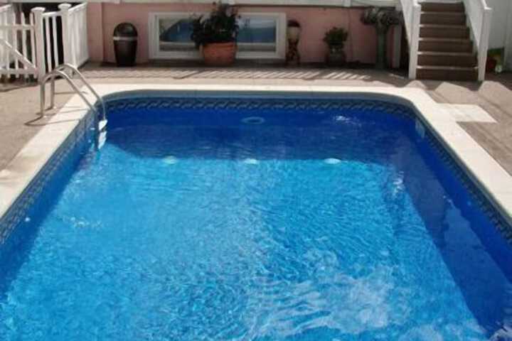 Pool 25 of 32