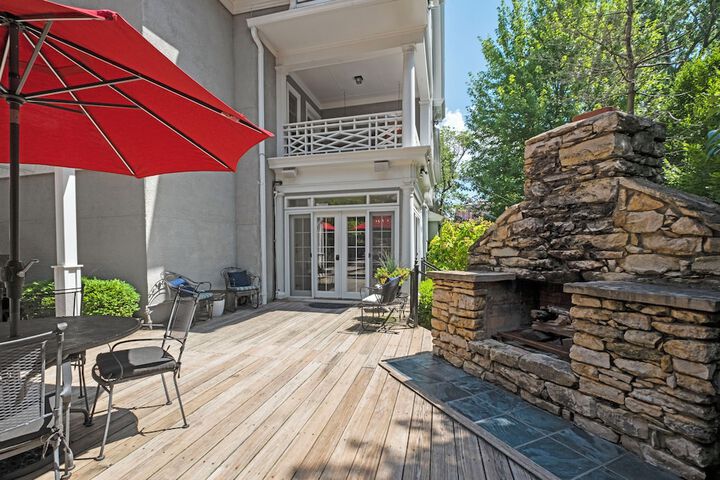 Terrace/Patio 170 of 201