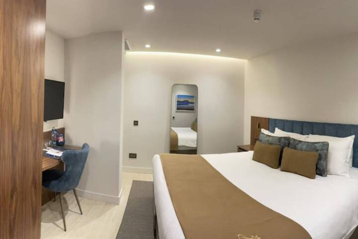 Room 19 of 70