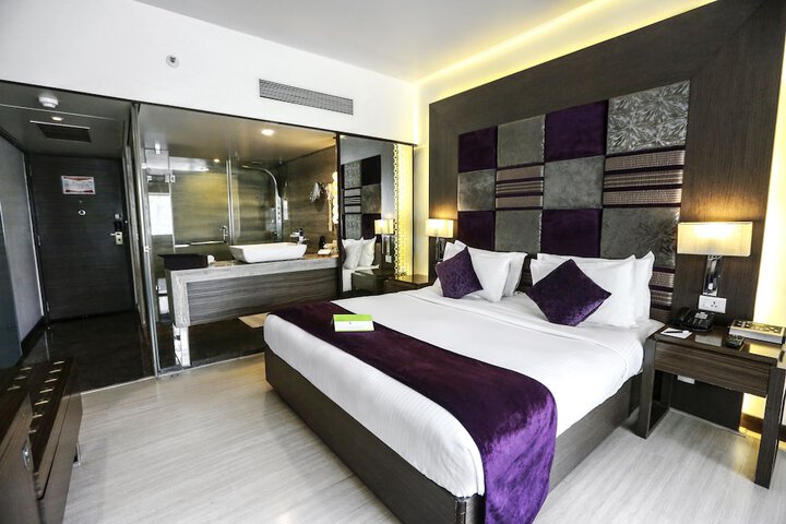 Room 15 of 63