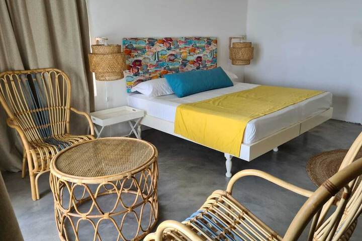 Room 4 of 22