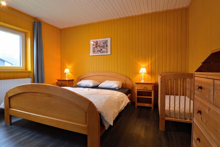 Room 4 of 29