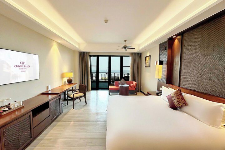 Room 22 of 158
