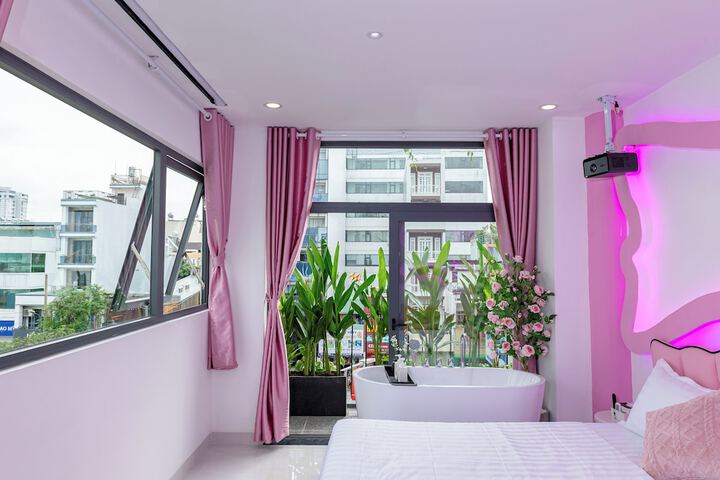 Room 56 of 107
