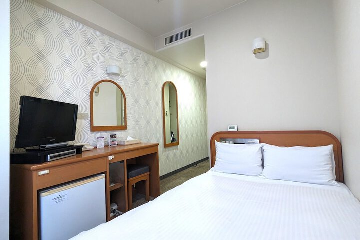 Room 6 of 41