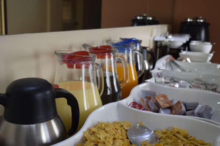 Breakfast/Coffee Service 37 of 41