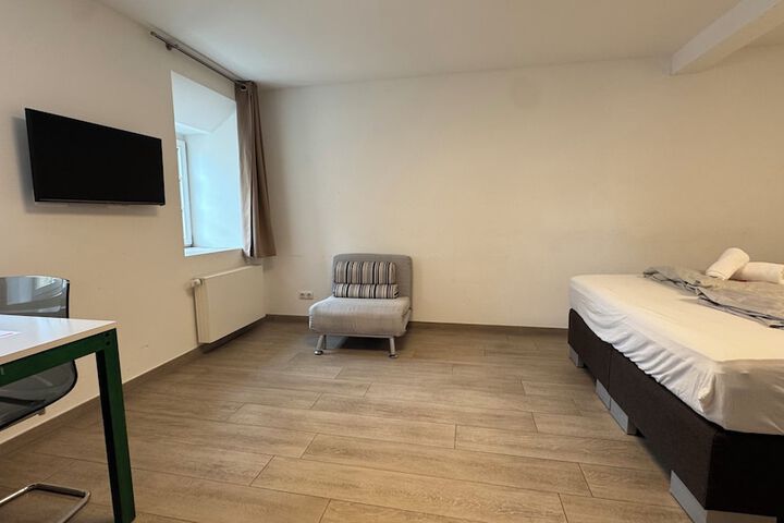 Room 21 of 69