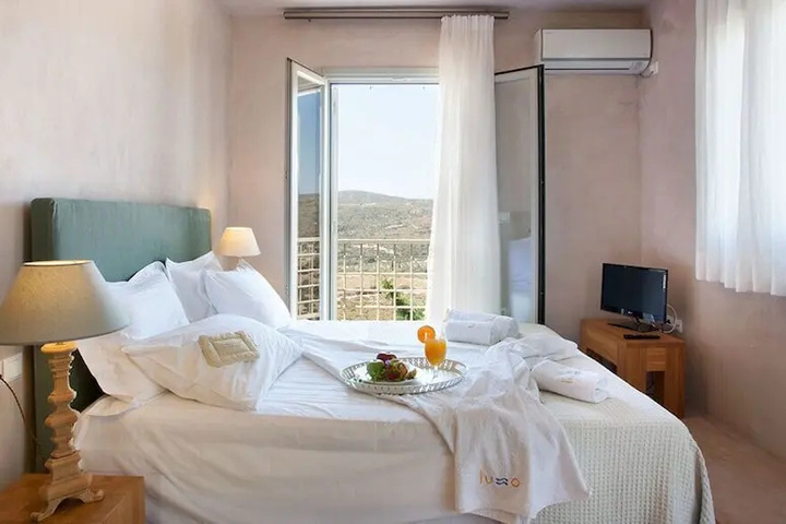Room 3 of 11