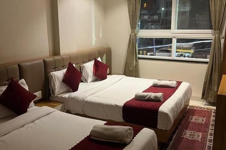 Room 6 of 43