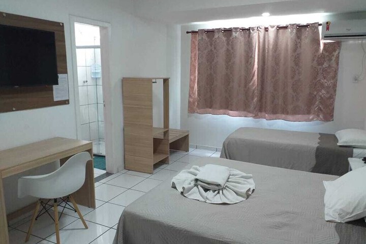 Room 6 of 19