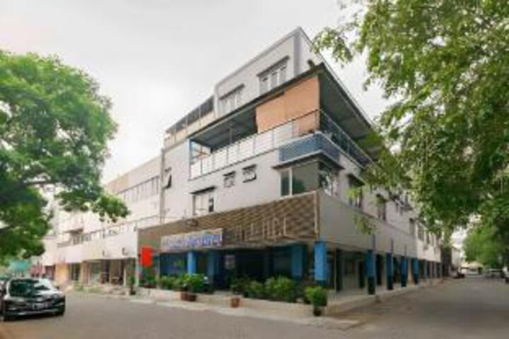 Formerly RedDoorz near CityWalk Lippo Cikarang